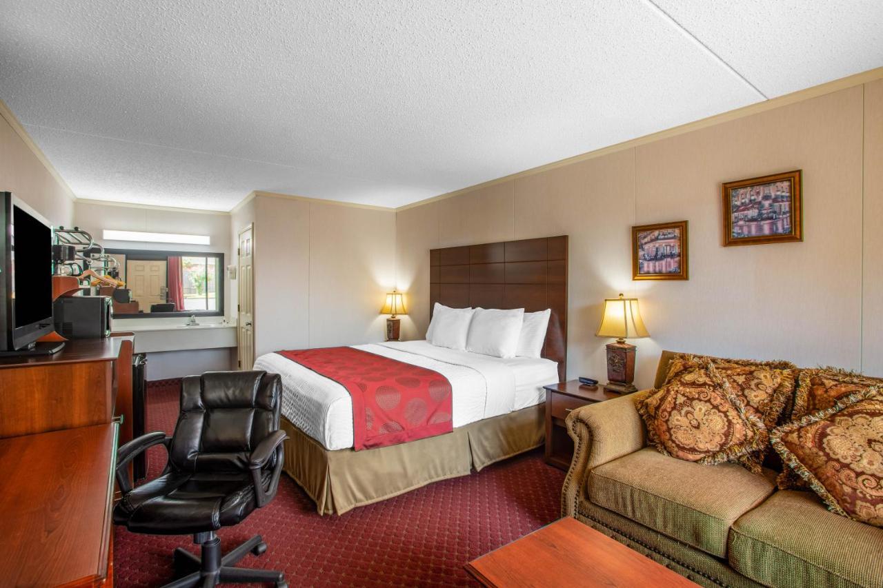 Motel Ramada By Wyndham Branson Esterno foto