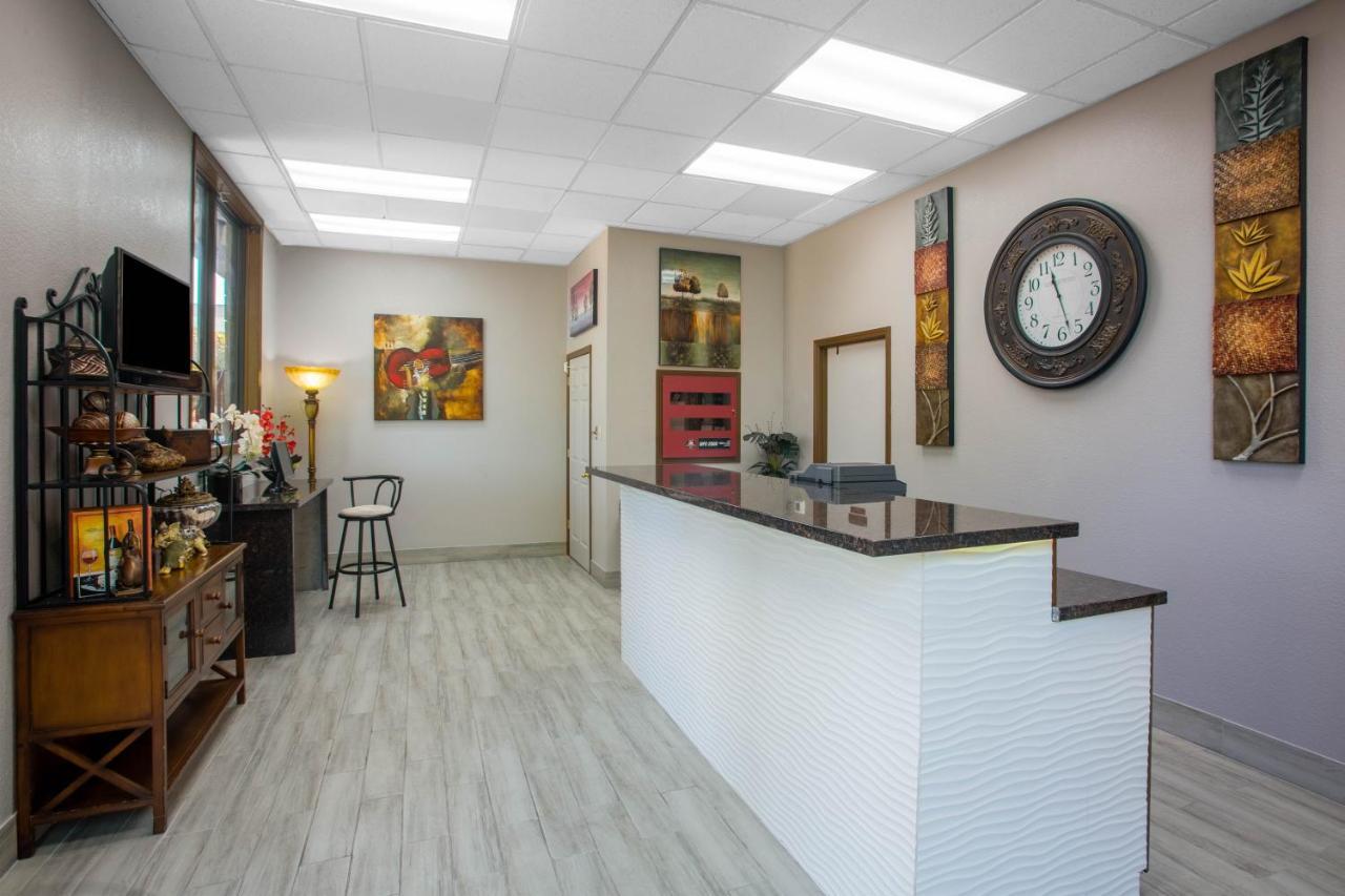 Motel Ramada By Wyndham Branson Esterno foto