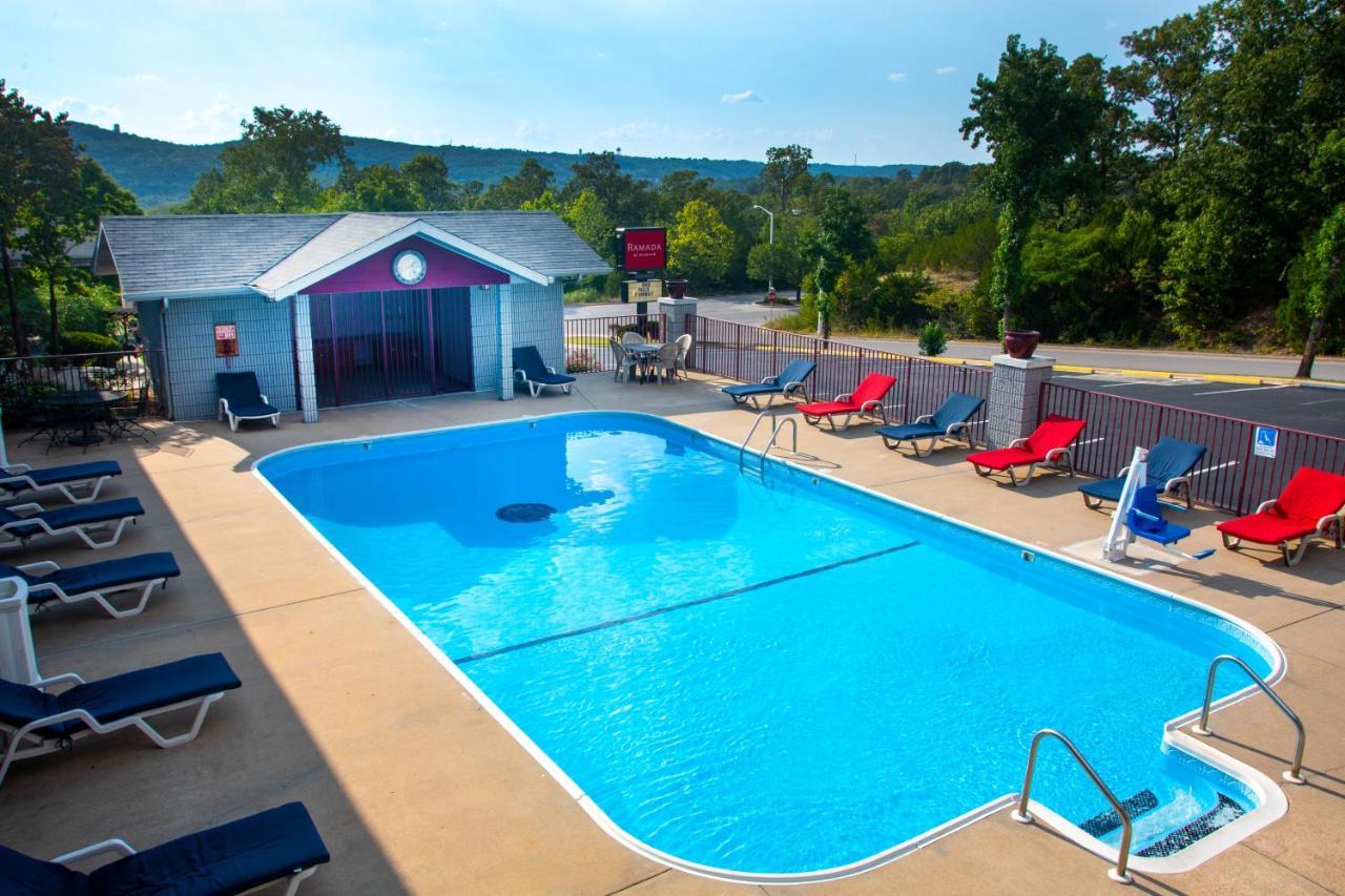Motel Ramada By Wyndham Branson Esterno foto
