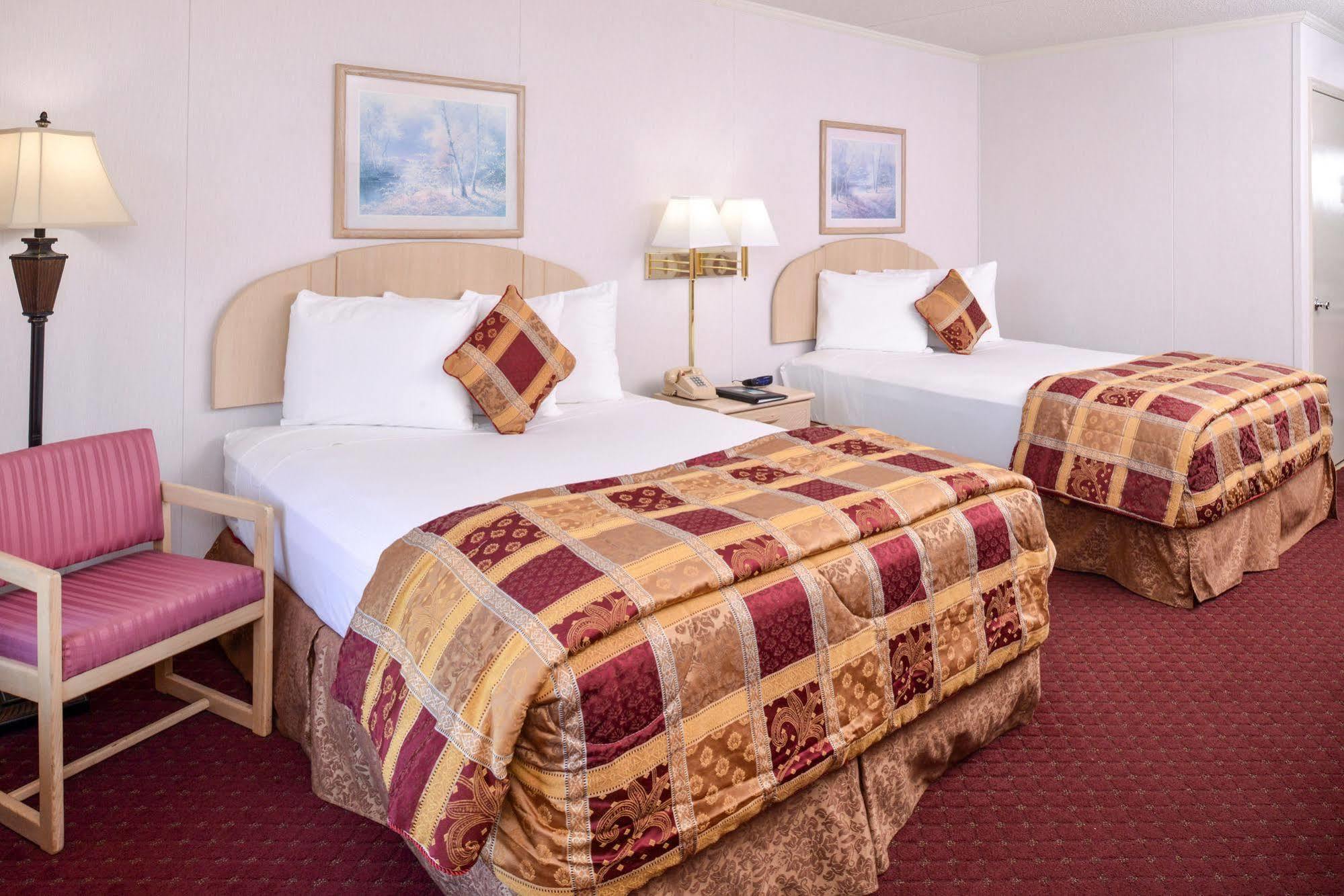 Motel Ramada By Wyndham Branson Esterno foto